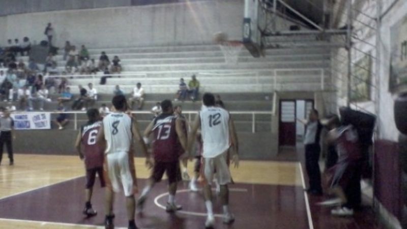 Olimpia estuvo cerca pero volvió a perder