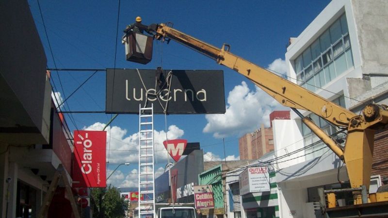 Se retiró cartelería del casco céntrico