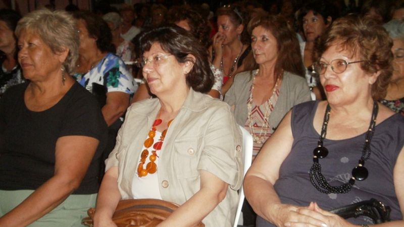 Homenaje a las mujeres jubiladas