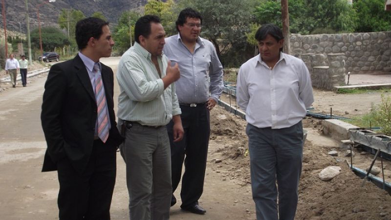 Se puso en marcha una importante obra de pavimentación 