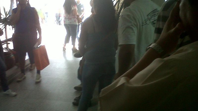 Falta de estampillas convirtió a Rentas en un caos