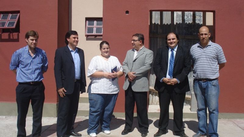 Jalil visitó la obra del Departamento de Zoonosis