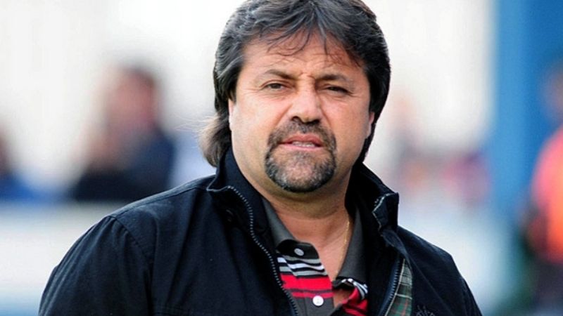 El mediático DT Carusso Lombardi está en Catamarca