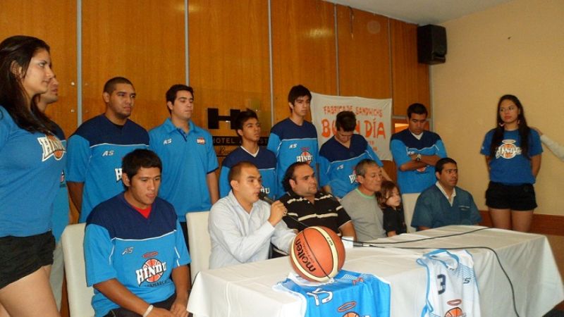 Hindú con nueva indumentaria 