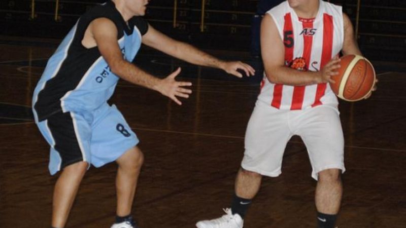 Red Star y Villa Cubas abren la puja 