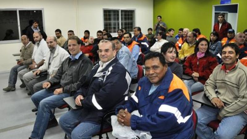 Comienza el dictado de estudios terciarios en mina para los trabajadores de Alumbrera