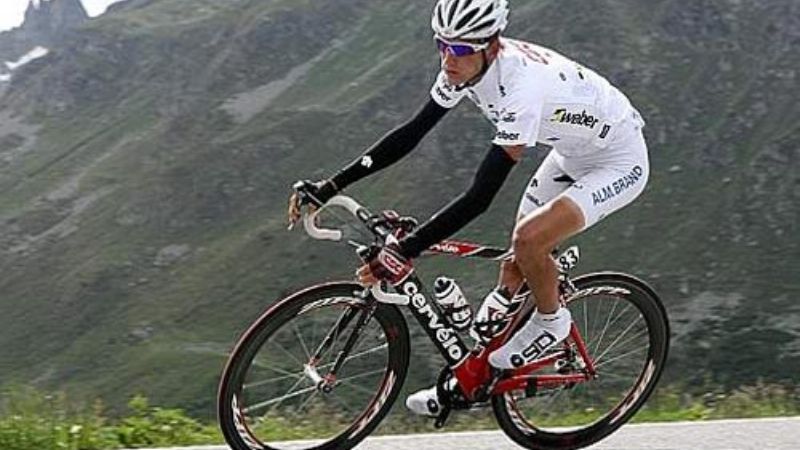 Franco Cata ganó la "Trepada a El Rodeo"