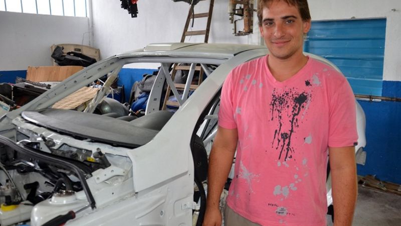 Nicola presenta su auto para el Argentino de Rally  