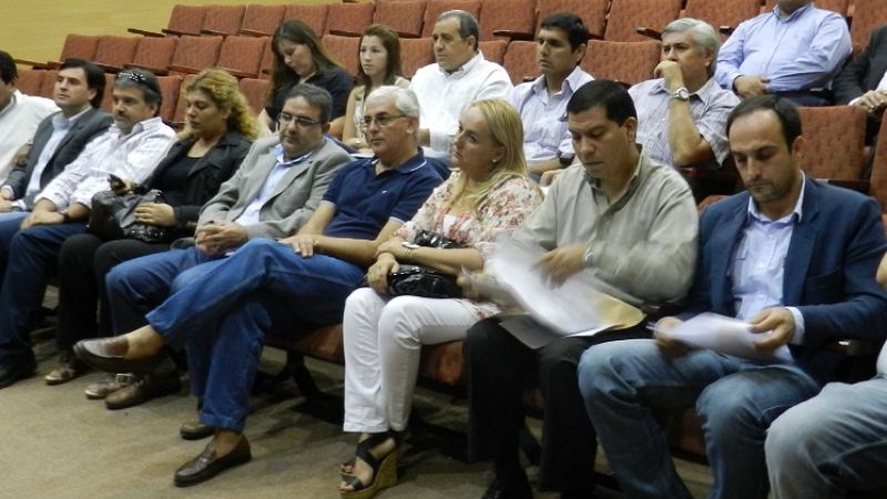 Intendentes van a unificar la legislación para el Valle Central