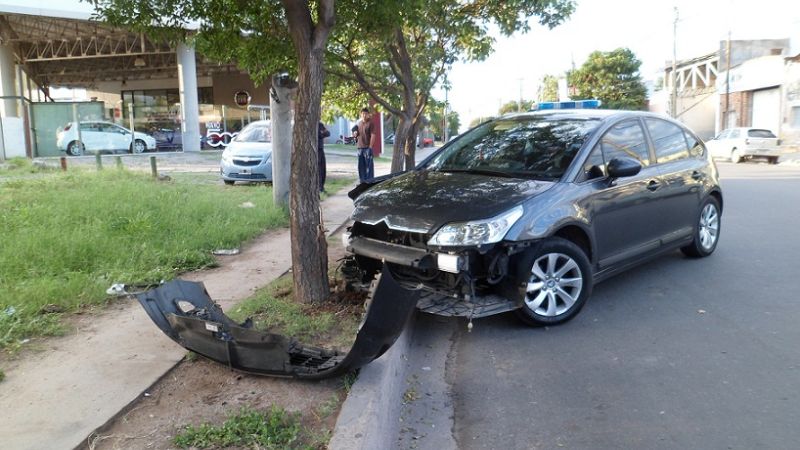 Perdió el control y chocó