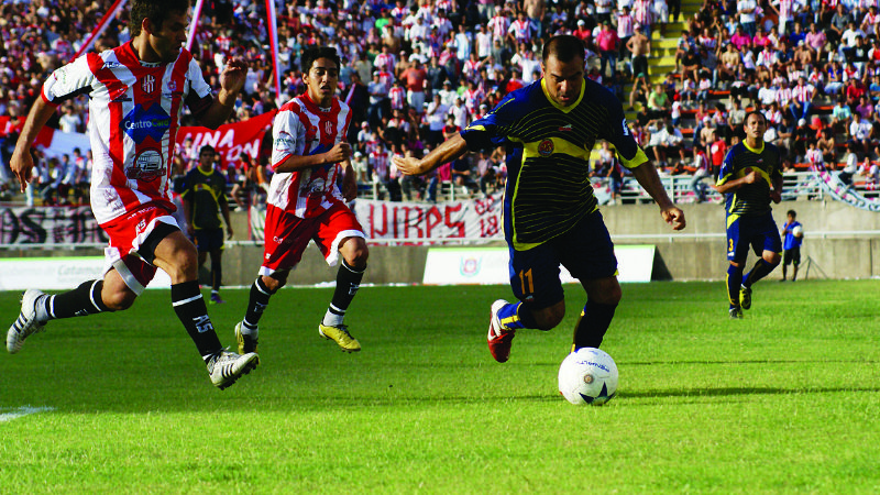 Villa Cubas pone lo mejor, y Policial va con suplentes