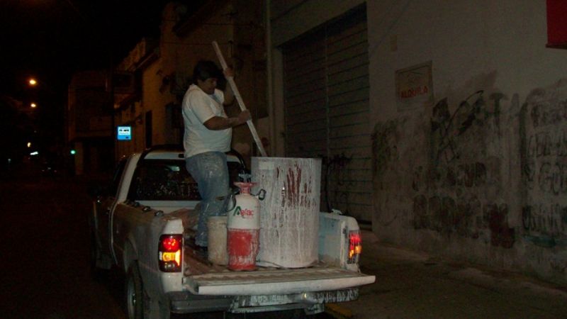 Blanqueo de paredes del centro de la ciudad