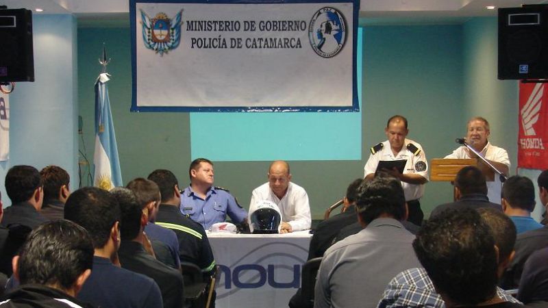 Comenzó curso de capacitación para policías