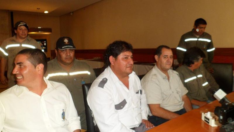 Nueva agrupación le pide a Justo Barros que llame a asamblea