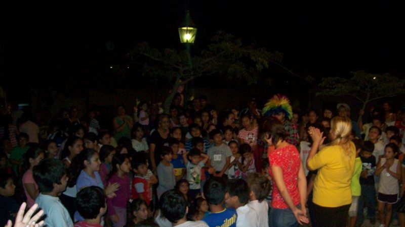 “Viva la Plaza” sumó un éxito más en su visita al barrio Manuel Belgrano 