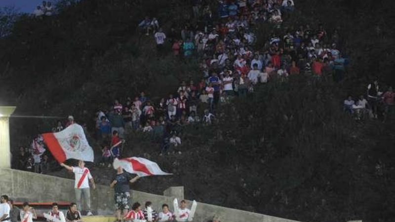 Con un estadio colmado, River le ganó 2 a 0 a Sportivo Belgrano