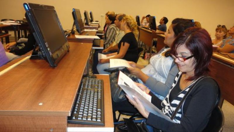 Arrancó curso de Word para empleados del CD 