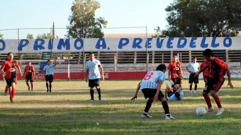 Defensores el sábado de local, San Lorenzo el domingo en Santiago  