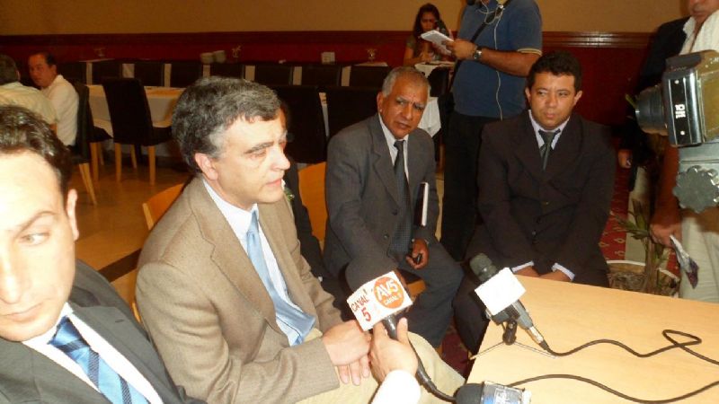 Disertantes españoles brindan cursos de "Operación tácticas policial"