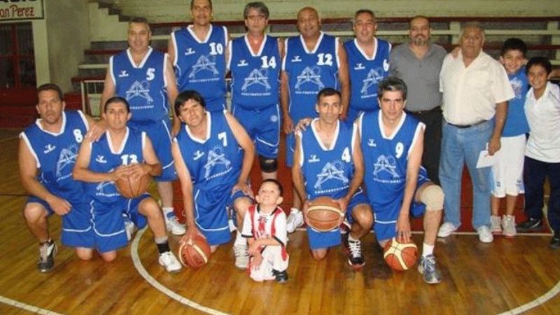 Juegan semifinales de Súper Maxi y Senior, y  la 6ta. fecha  en Maxi