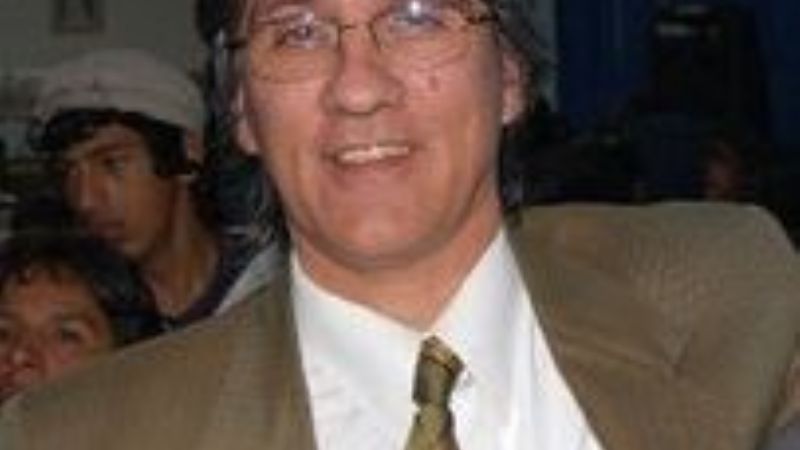 Dura respuesta a las críticas de Castillo