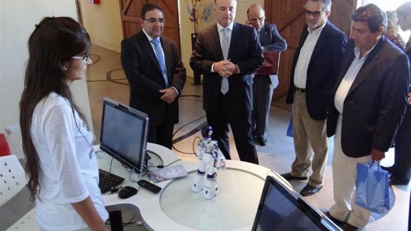 Jalil visitó Villa María junto a parte de su gabinete