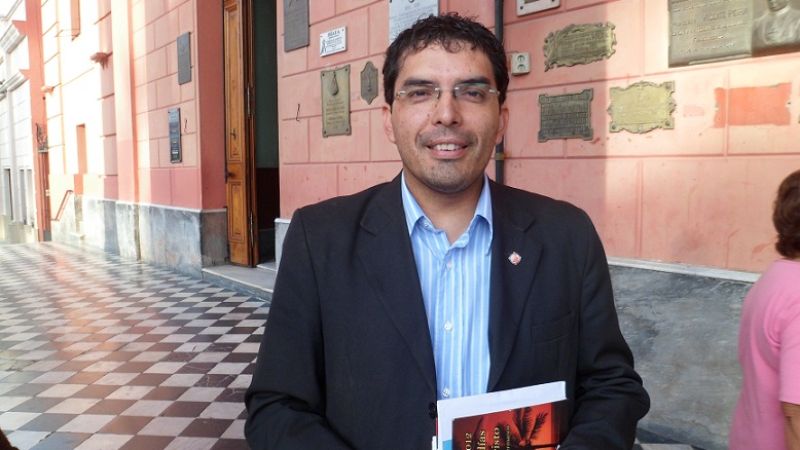 Docentes municipales de FME, ansiosos por el anuncio de Corpacci