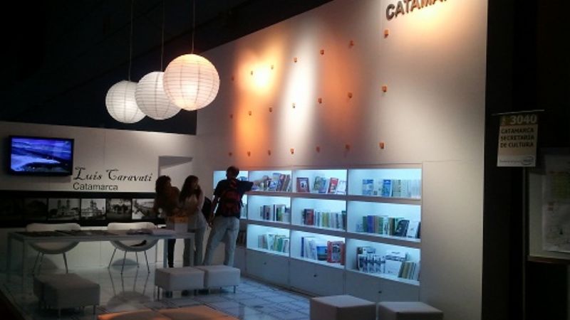 La vida y obra de Caravati despierta gran interés en la feria del Libro de Buenos Aires   