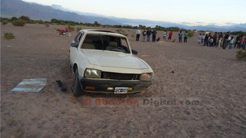 Vuelco en el ingreso norte de Fiambalá