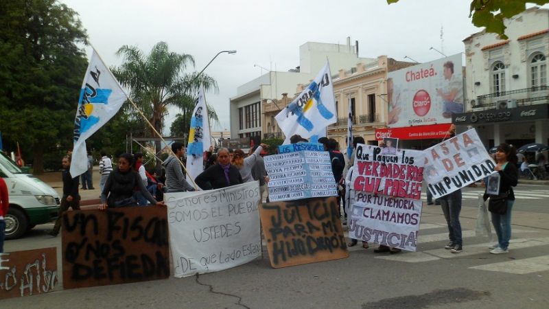 Familiares de desaparecidos y de Diego Pachao dijeron presentes