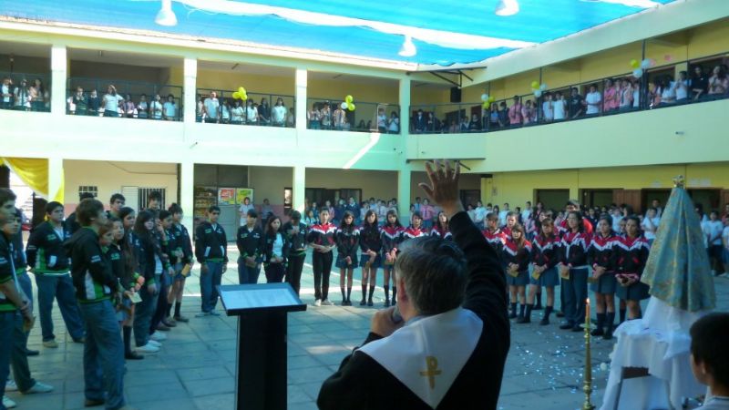 La Virgen del Valle visitó el Colegio Guadalupe en Valle Viejo