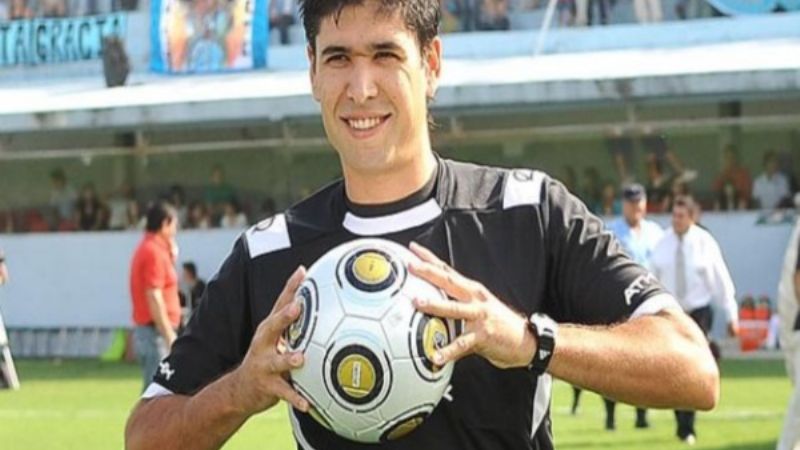 El juvenil árbitro Pablo Díaz dirigirá mañana Boca-Olimpo  