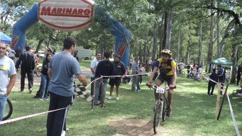 Se corrió la tercera fecha del NOA del campeonato de bici de montaña