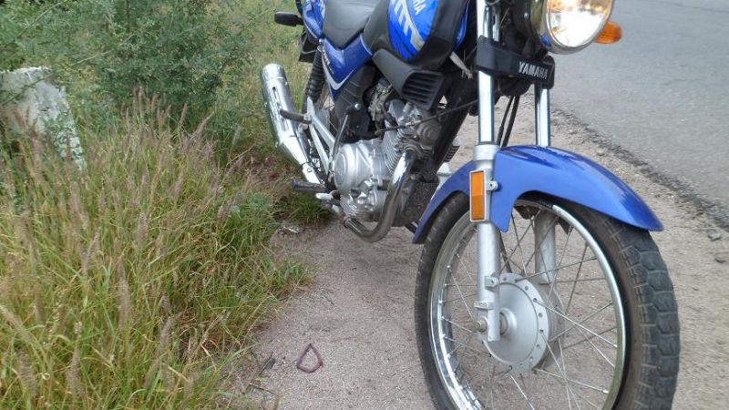 Derrapó, cayó, y perdió el conocimiento