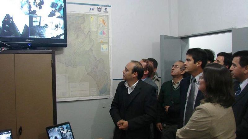 Inauguran un sistema de circuito cerrado de cámaras en comisaría  