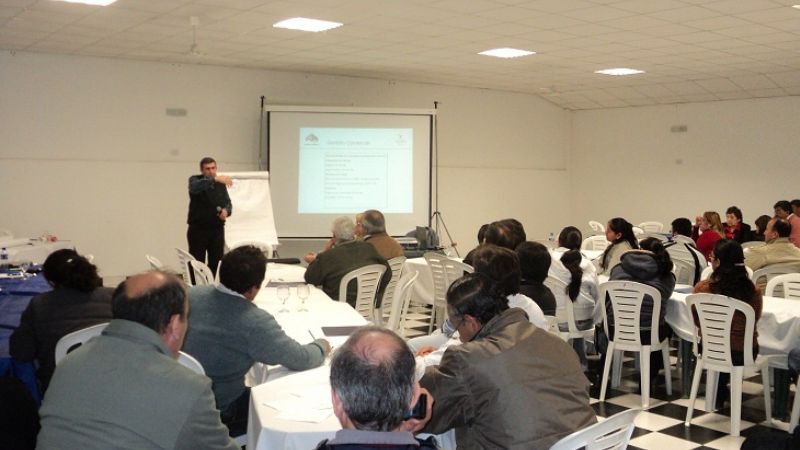 Taller para futuros proveedores mineros