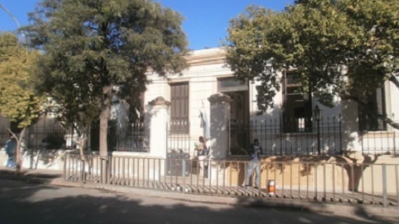 Trabajos de refacción en la escuela José Cubas