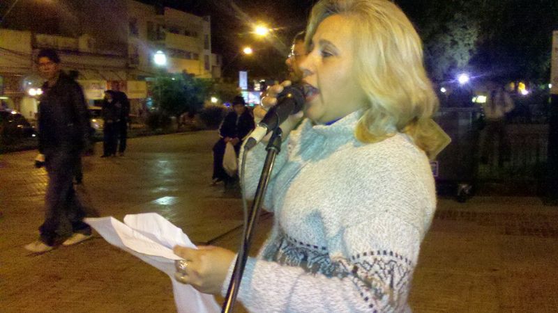 En una noche fría de otoño, los “indignados” volvieron a marchar