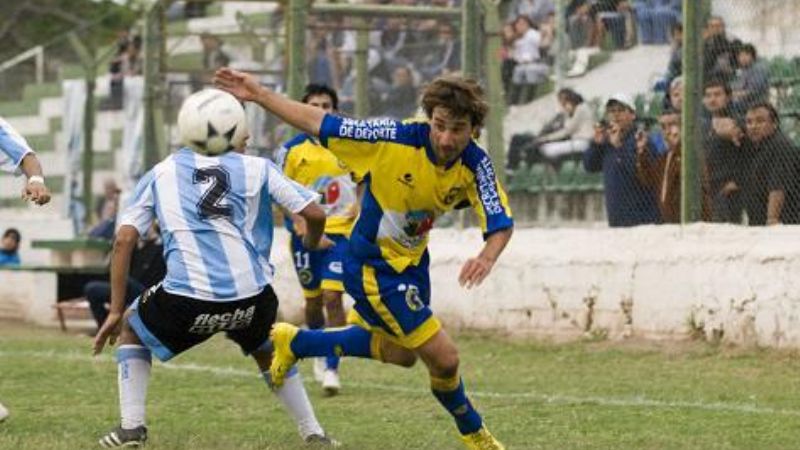 Policial va por un triunfo que lo mantenga con vida