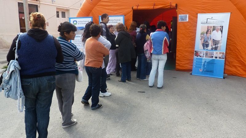 La Secretaría de la Vivienda atendió a más de 500 familias en Saujil  