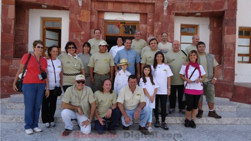 Turistas entregaron donaciones al hospital de Fiambalá