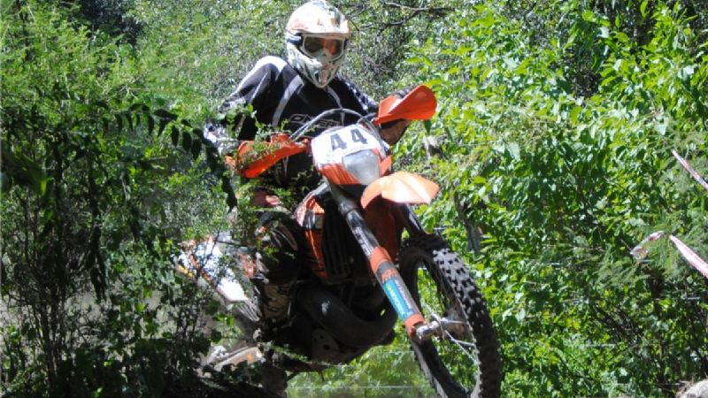 Una multitud de pilotos corrieron en La Merced  