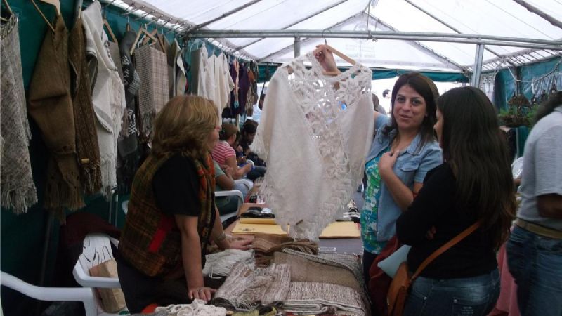 Avanza con gran éxito la 2da Feria de Artesanías