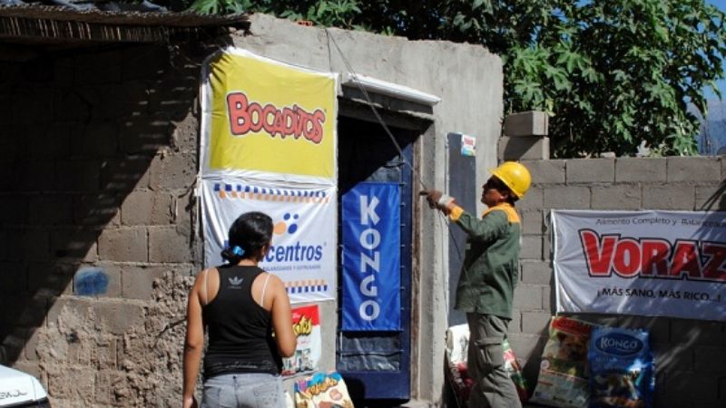 Comenzó el retiro de “colgados” y se hacen conexiones en B° Santa Marta