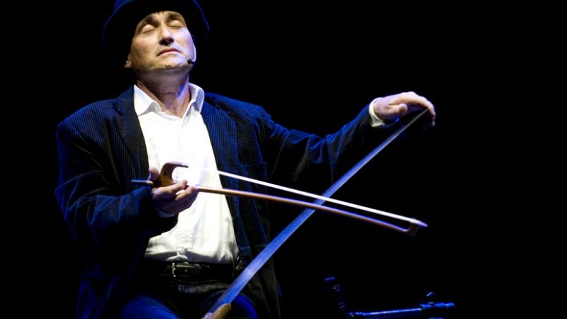 Un teatro lleno aplaudió el espectáculo La Royalle