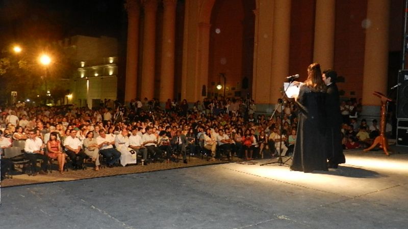 “Vientos del cielo” cerró el domingo de Pascuas en la Capital