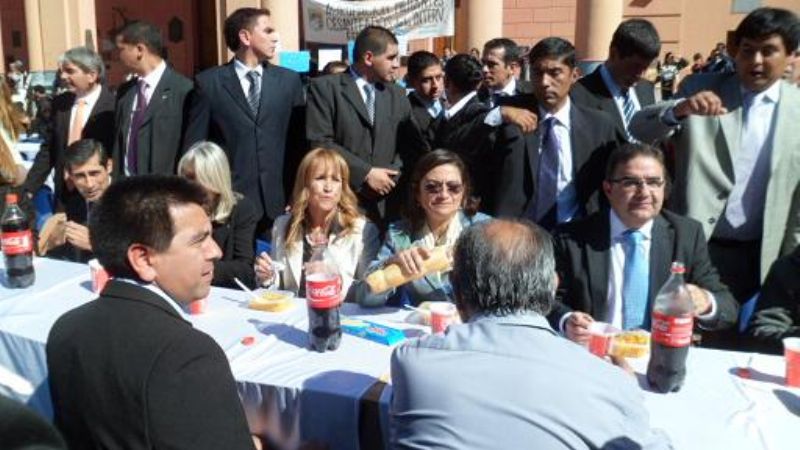 20% de aumento salarial para los empleados públicos