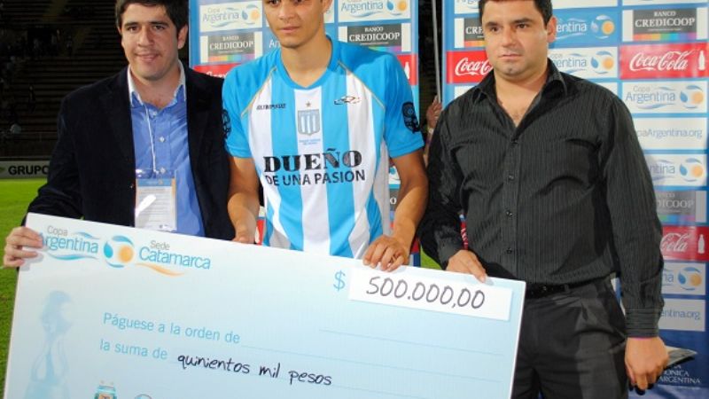 La fiesta \"final\", el pase a \"semis\" y el cheque fueron para Racing