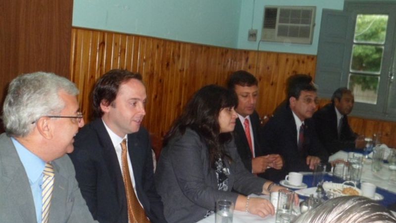 Senadores están en FME