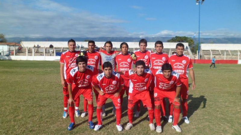 Independiente goleó 4-1 al Ateneo Mariano Moreno